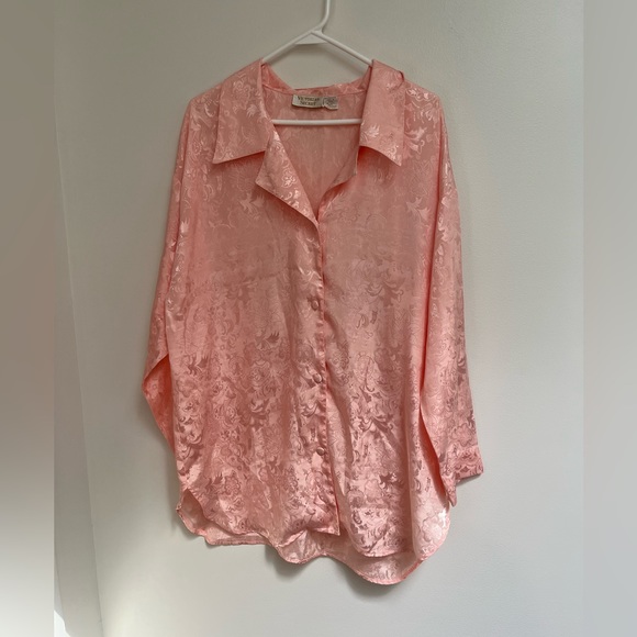 Victoria’s Secret vintage, pink oversize button-down shirt GUC size M/L - Picture 1 of 6
